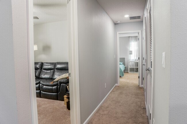 Building Photo - 75 Great Star Ct