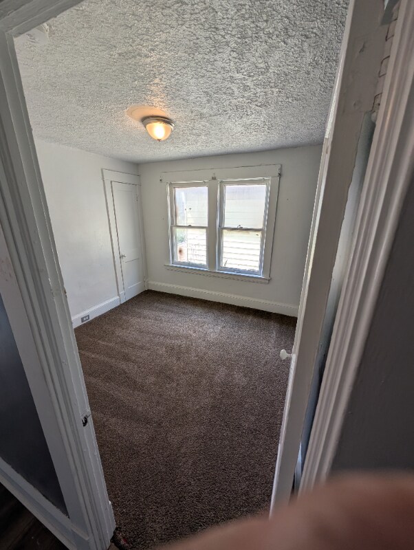 Building Photo - 4079 E 104th St