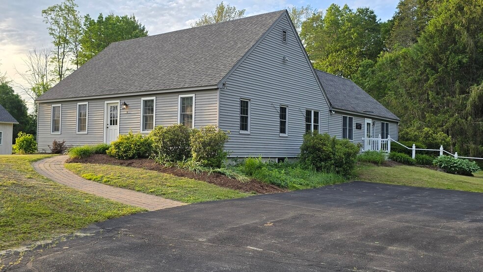 Building Photo - 25 Dolly Rd