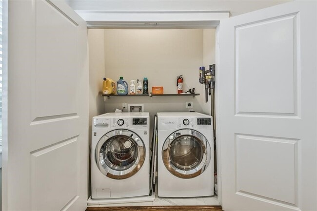 Building Photo - 1815 Napa Creek Ln