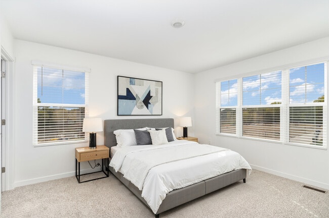 Building Photo - 2171 Yellowstone Blvd