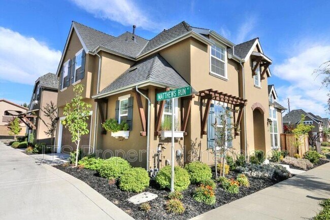 Building Photo - 1209 Lavande Dr