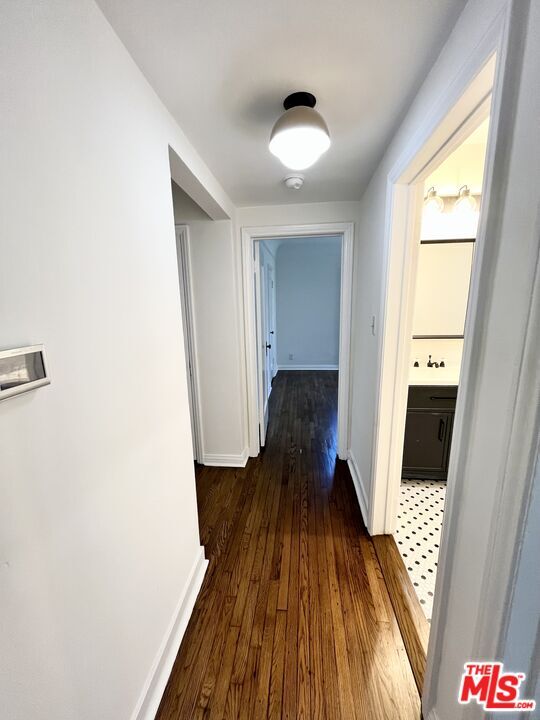 Building Photo - 1268 S Highland Ave