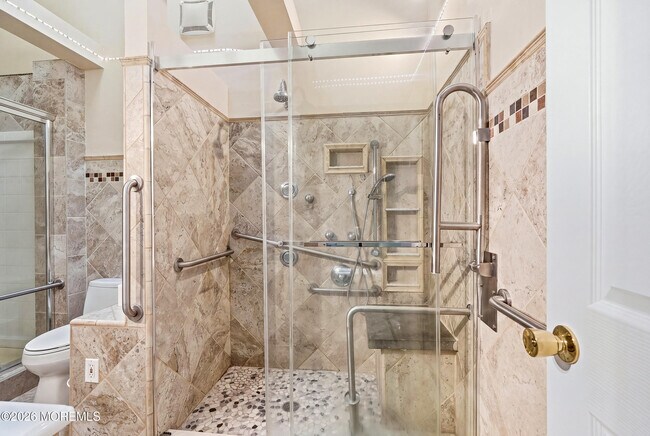 Building Photo - 470 Monmouth Pl