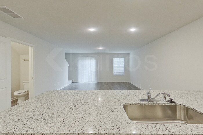 Building Photo - 345 Ironwood Ct