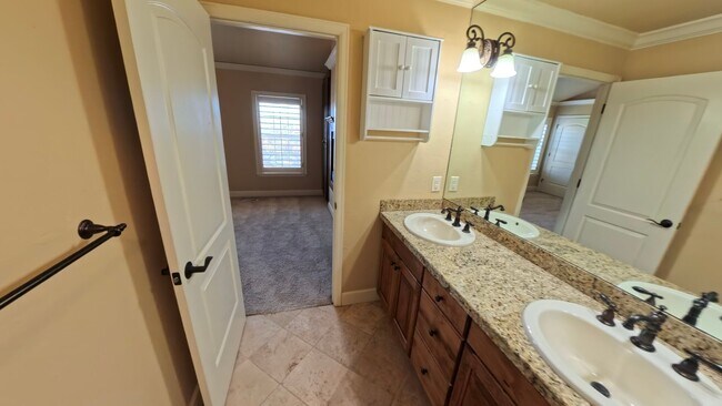 Building Photo - Ivy Lane Townhome | Provo