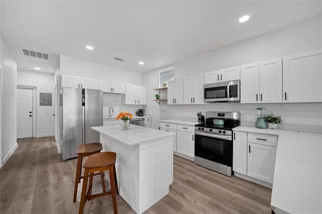 Building Photo - 1011 S Armstrong Ave