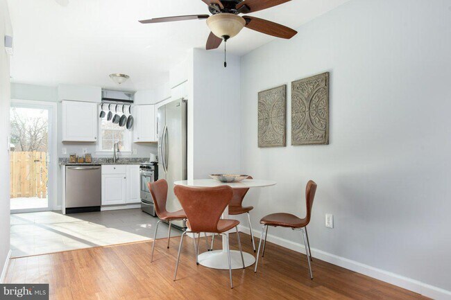 Building Photo - 7840 Liberty Springs Cir
