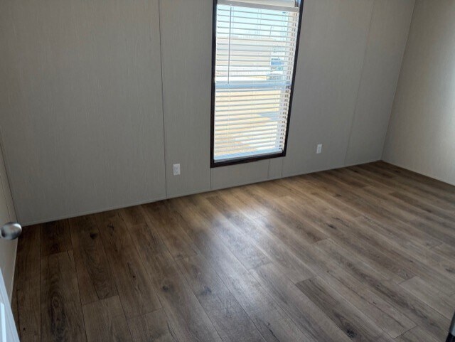 Building Photo - 129 Ponderosa way