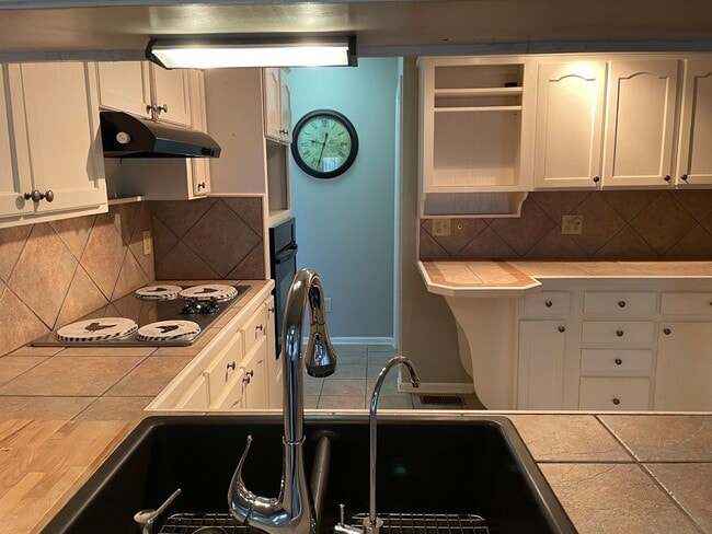 Building Photo - 3 bedroom Bathroom House in River Run Planation