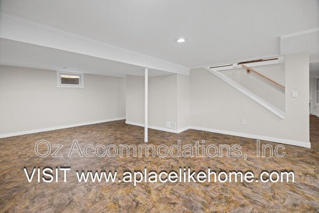 Building Photo - 13909 Falkirk Cir
