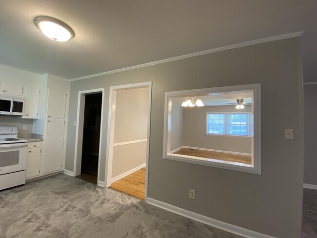 Building Photo - 5421 Silver Pine Ct
