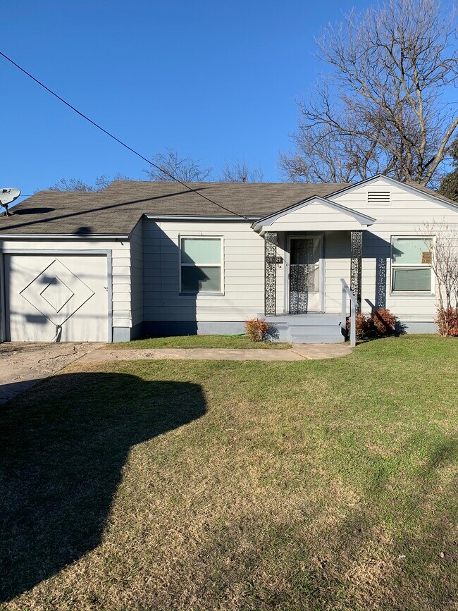 Primary Photo - 7121 Toland St