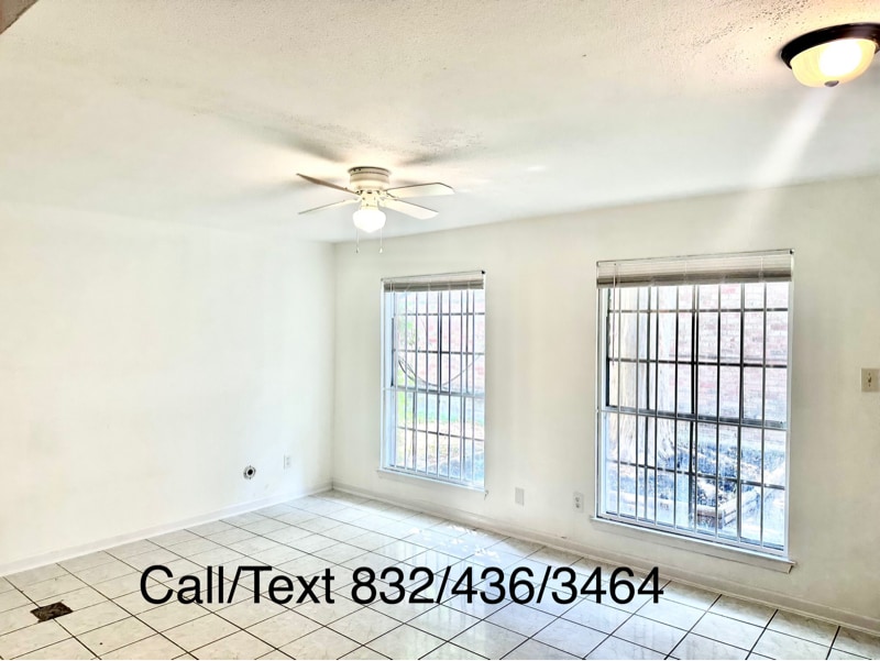 Building Photo - 201 W Rosamond St
