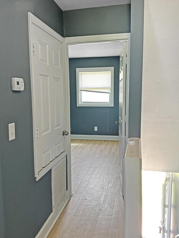 Building Photo - 1432 Ardmore Dr