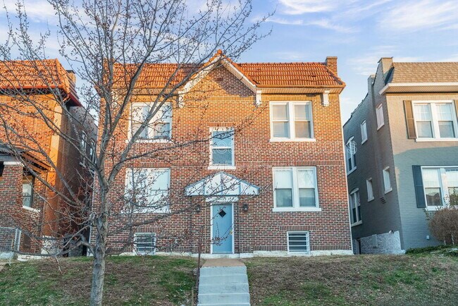 Building Photo - 4175 McRee Ave