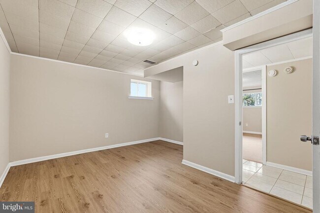 Building Photo - 6806 Lemon Rd