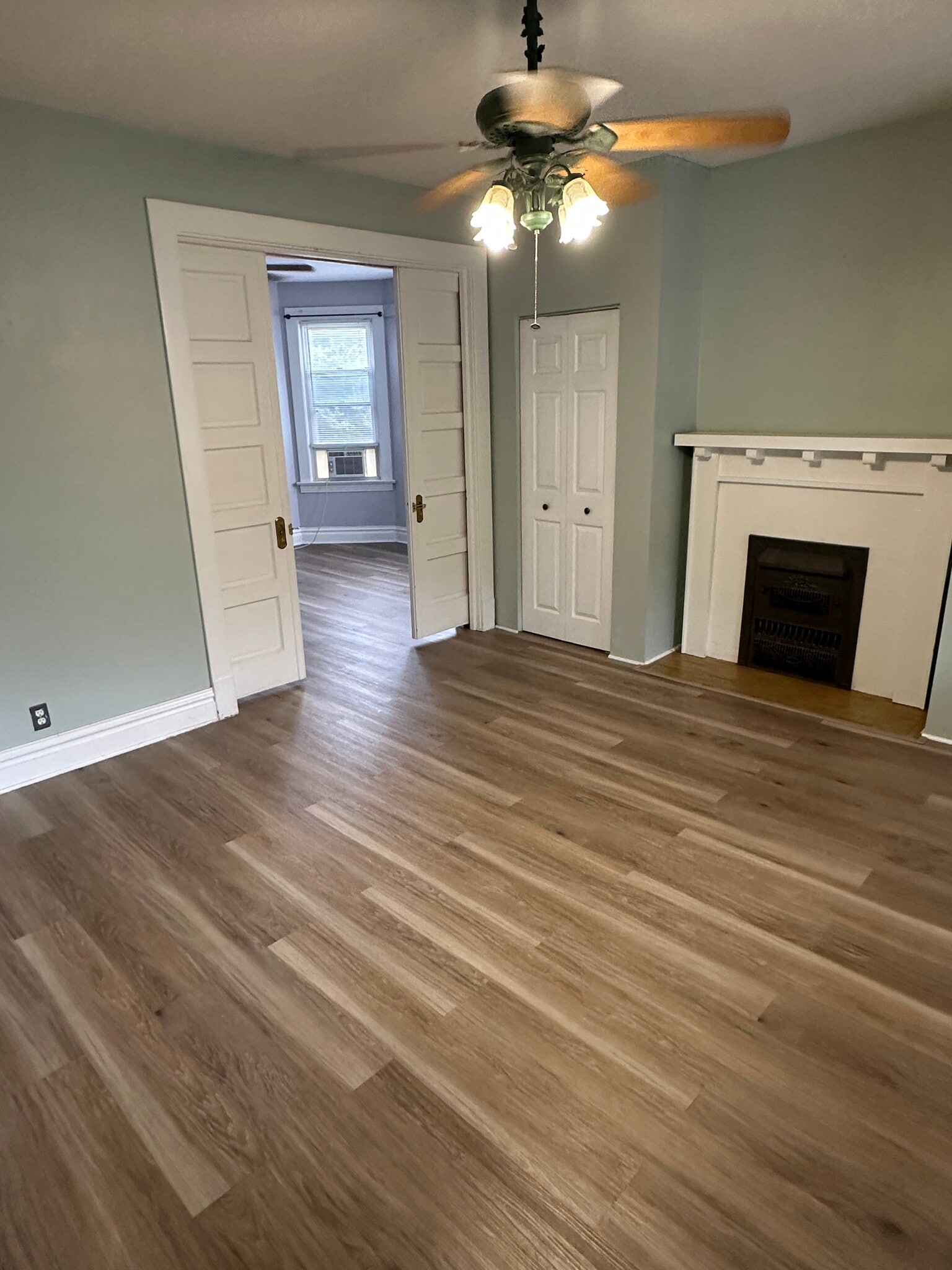 Building Photo - 151 Elm St