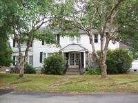 Building Photo - r191f