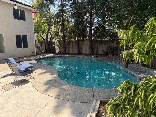 Building Photo - 9223 Camden Lake Way