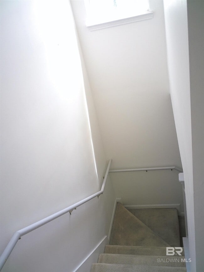 Building Photo - 1517 Regency Rd