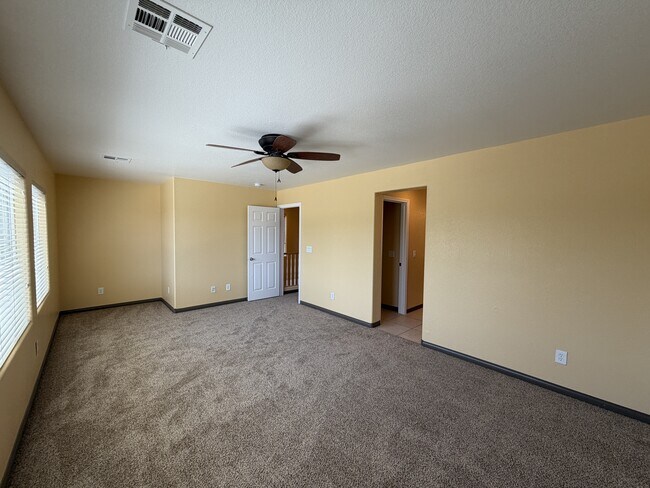 Building Photo - 10811 Ackers Dr