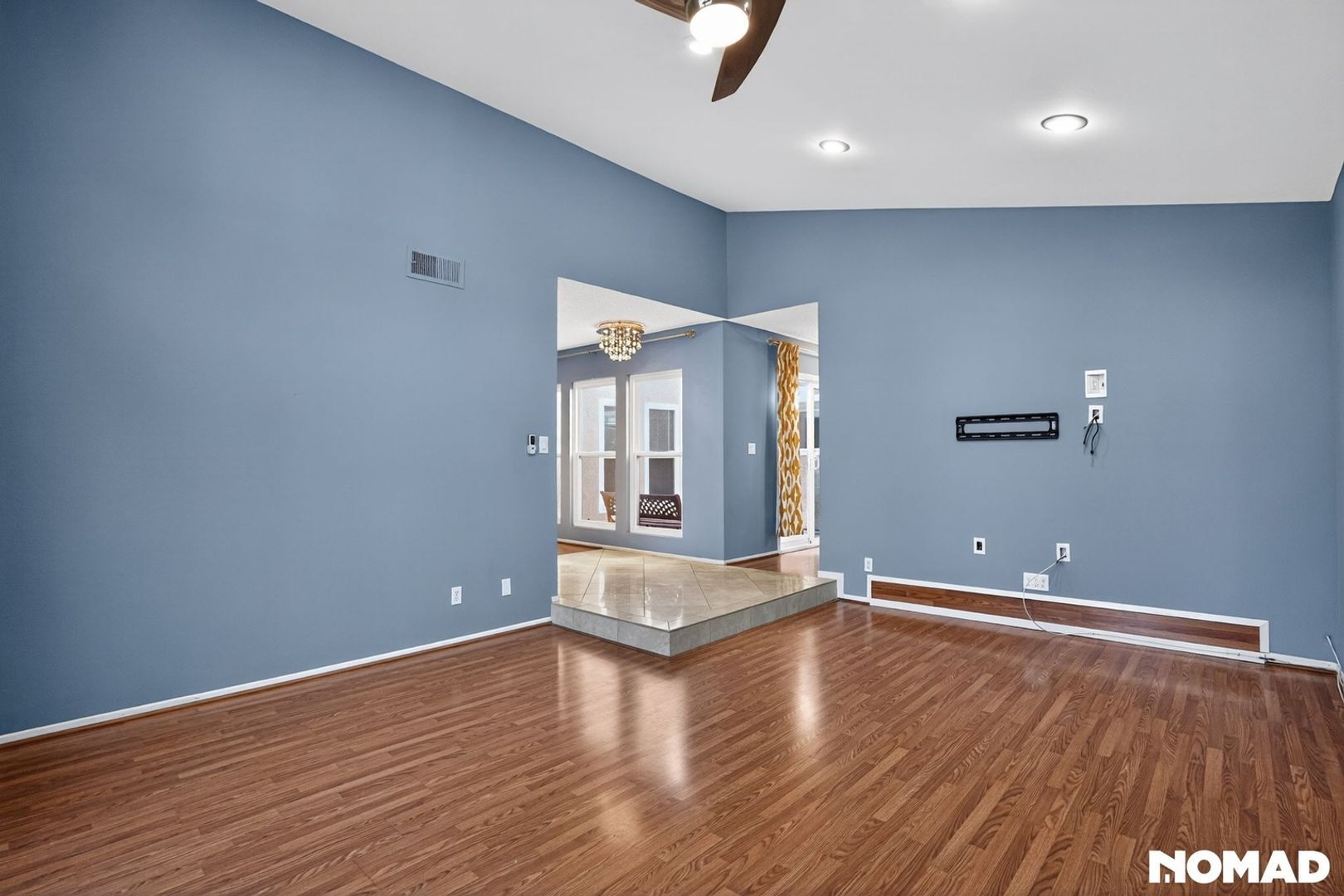 Building Photo - 23119 Valerio St