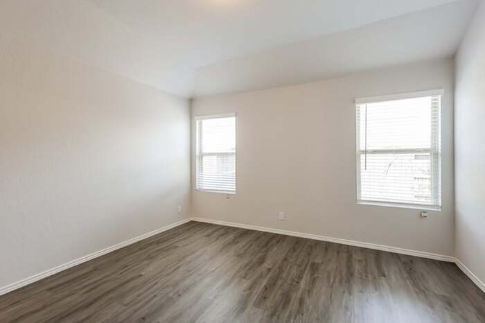 Building Photo - 5314 Freshwater Way
