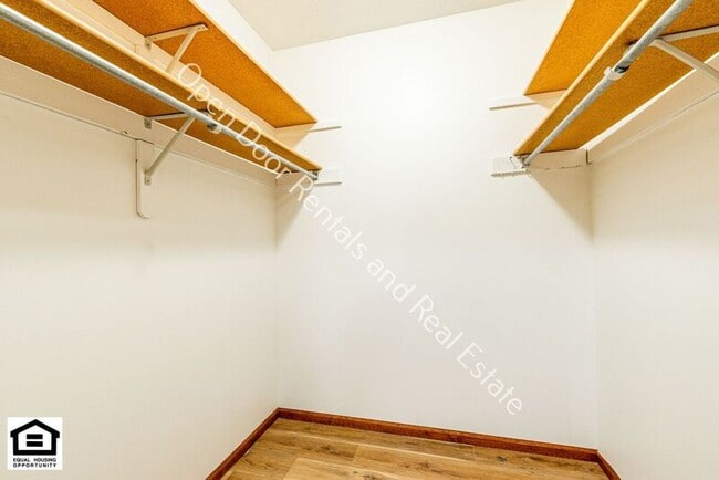 Building Photo - 1514 Fieldstone Dr