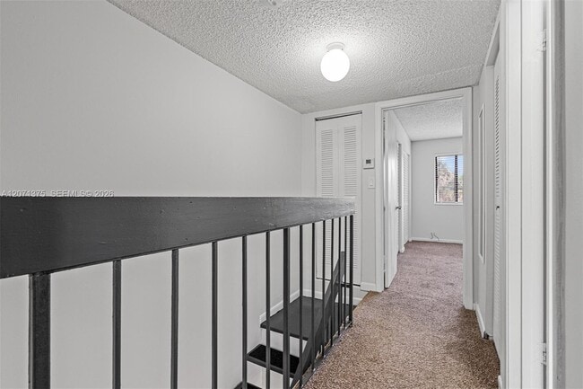 Building Photo - 319 NW 109th Ave