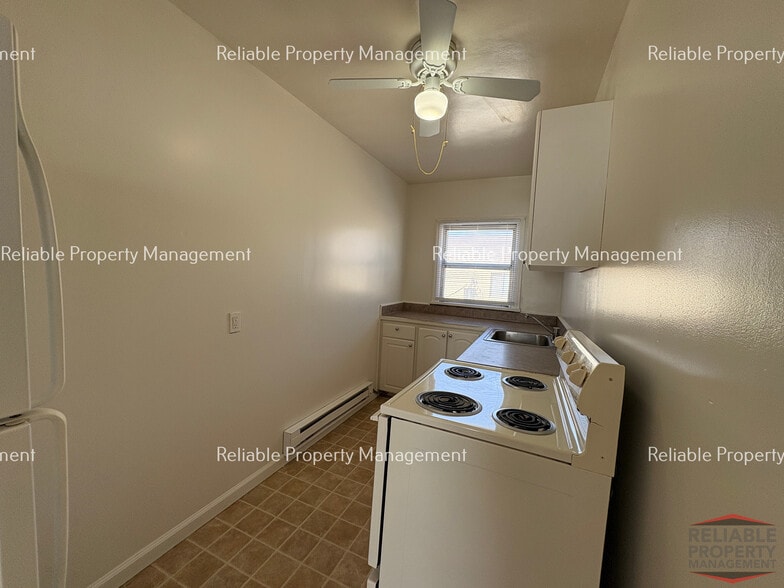 Building Photo - 509 N Water Ave