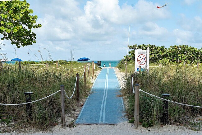 Building Photo - 9455 Collins Ave