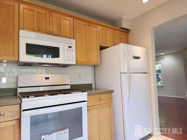 Building Photo - 4 Covington Ct