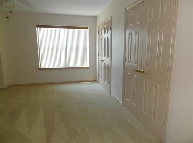 Building Photo - 3021 Rolling Meadow Dr