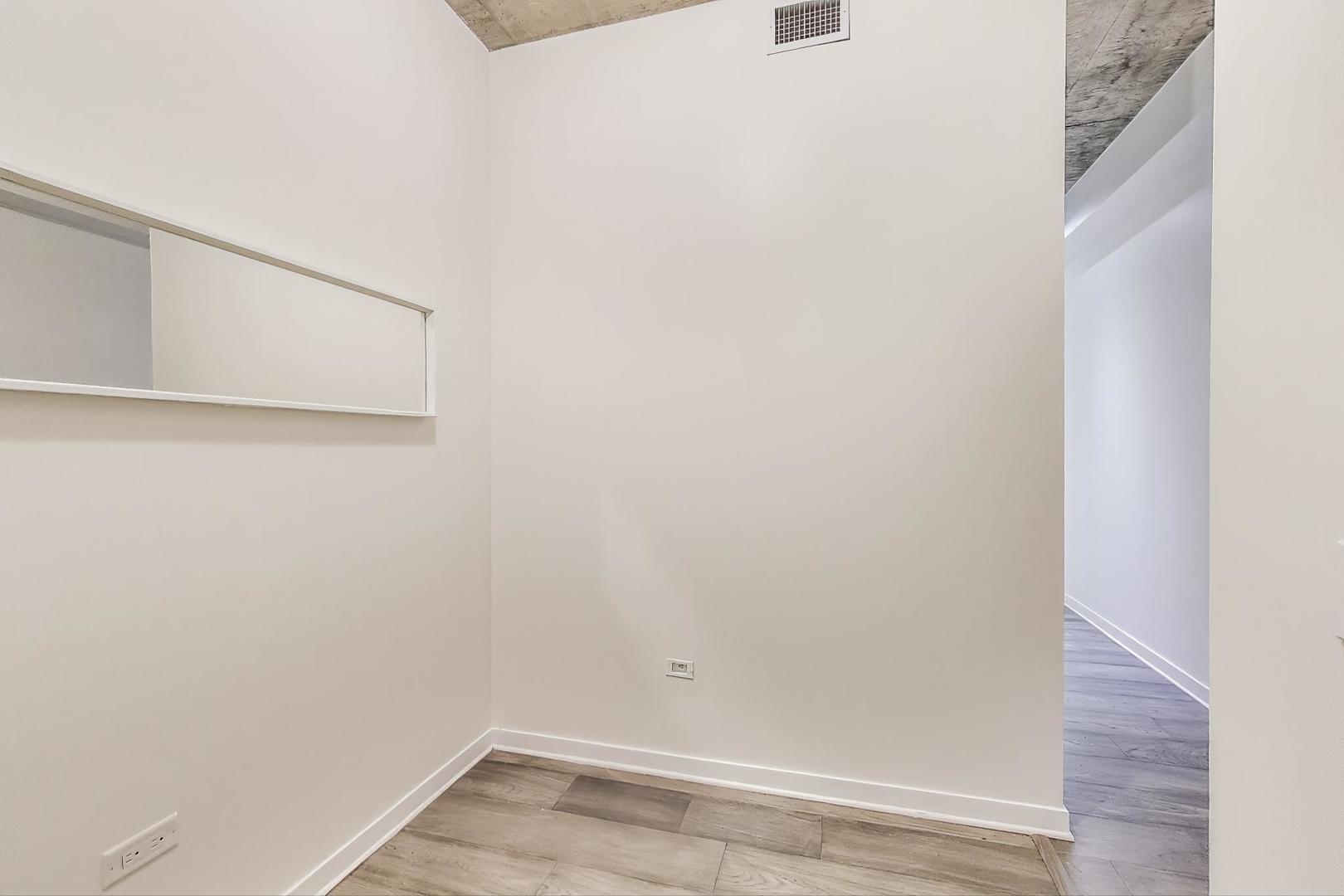 Building Photo - 700 N Larrabee St