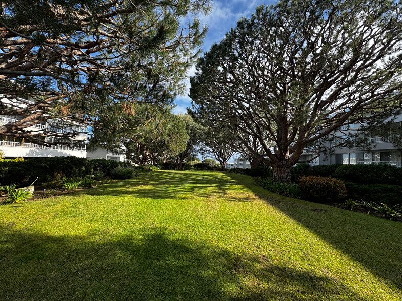 Building Photo - 32653 Seagate Dr