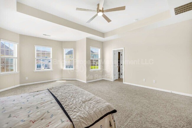 Building Photo - 10677 Sky Chase Ave NW