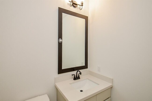 Building Photo - 10574 Cecilia Star Ln