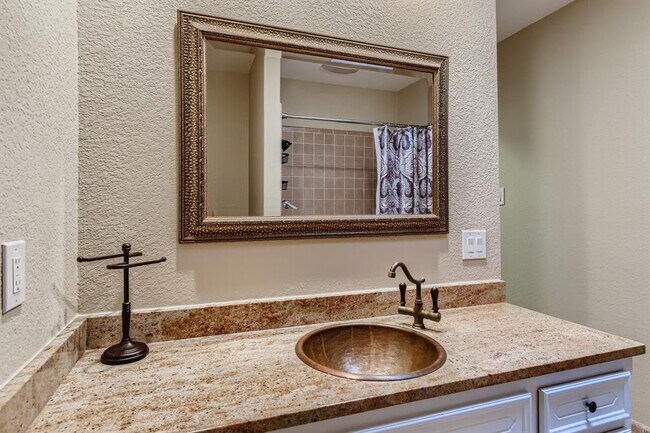 Building Photo - 6811 Hitching Post Cir