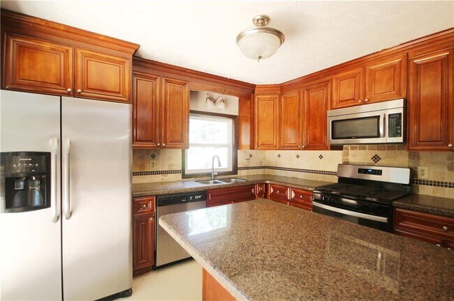 Building Photo - 3310 Chastain Crossing NW