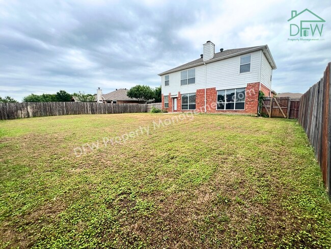Building Photo - Spacious 5-Bedroom, 3.5-Bathroom Home for Lease in Denton, TX