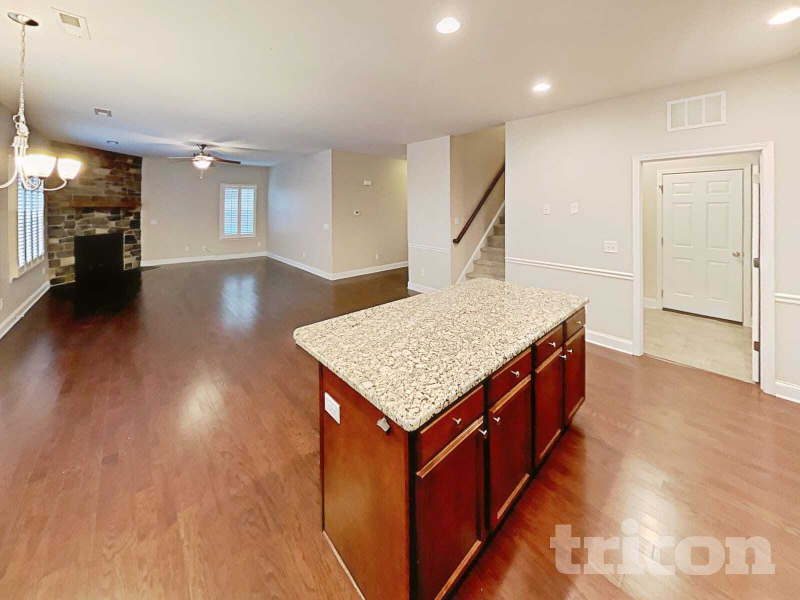 Building Photo - 5766 Woodside Forest Trail