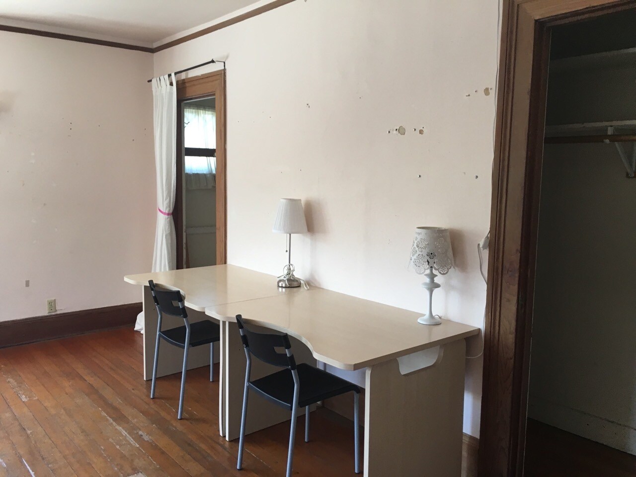 Double bedroom - 2615 Parker St