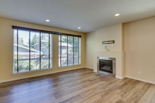 Building Photo - Gorgeous South Everett MainVue Home Available!