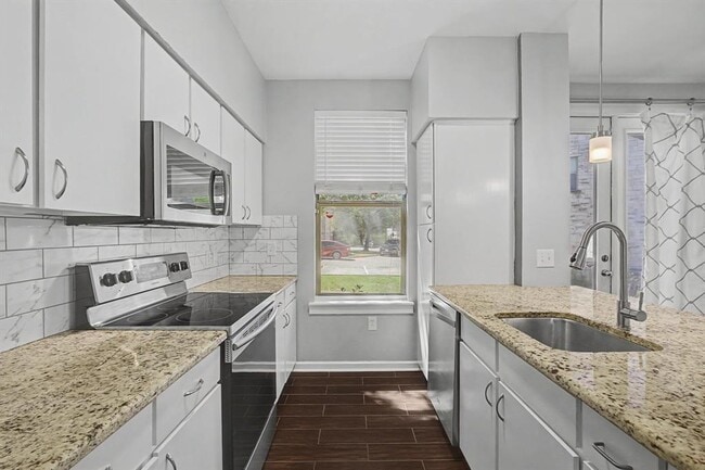 Building Photo - 1201 Grove Blvd