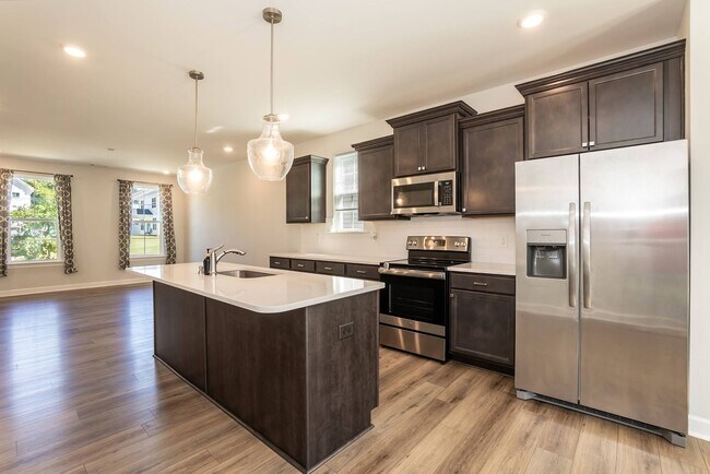 Building Photo - 253 Buckhorn Br Pk