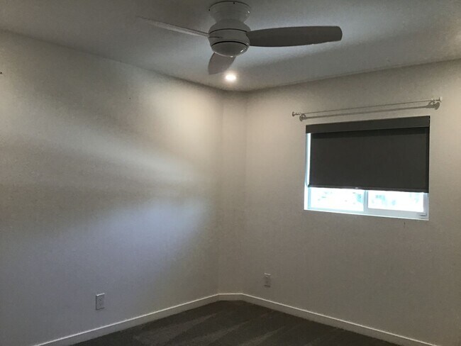 Building Photo - Corner Unit Townhome with Style and Substa...