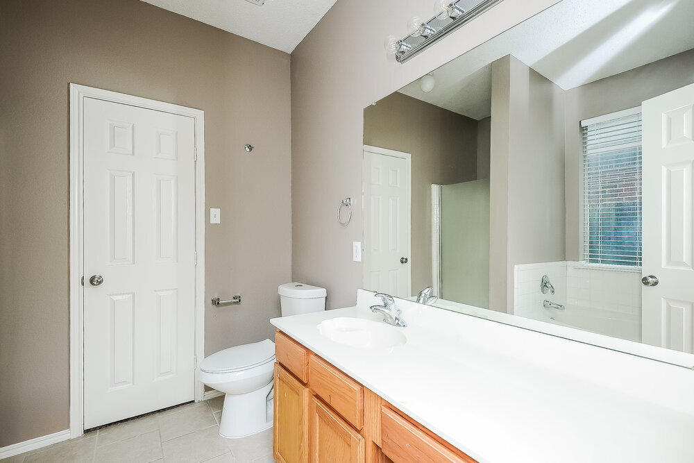 Building Photo - 4805 Barnhill Ln