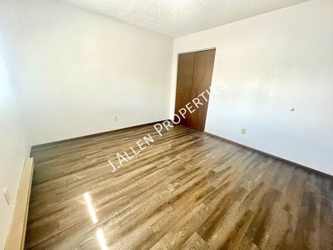 Building Photo - 110 Gold Strike Dr