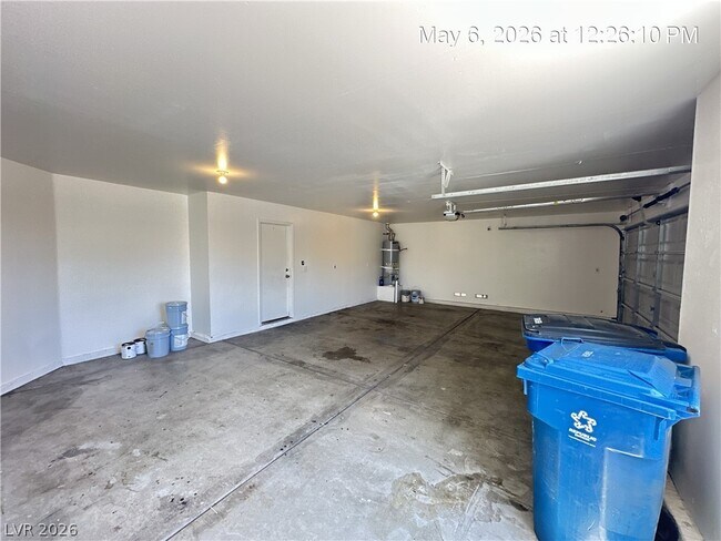 Building Photo - 916 Melic Way